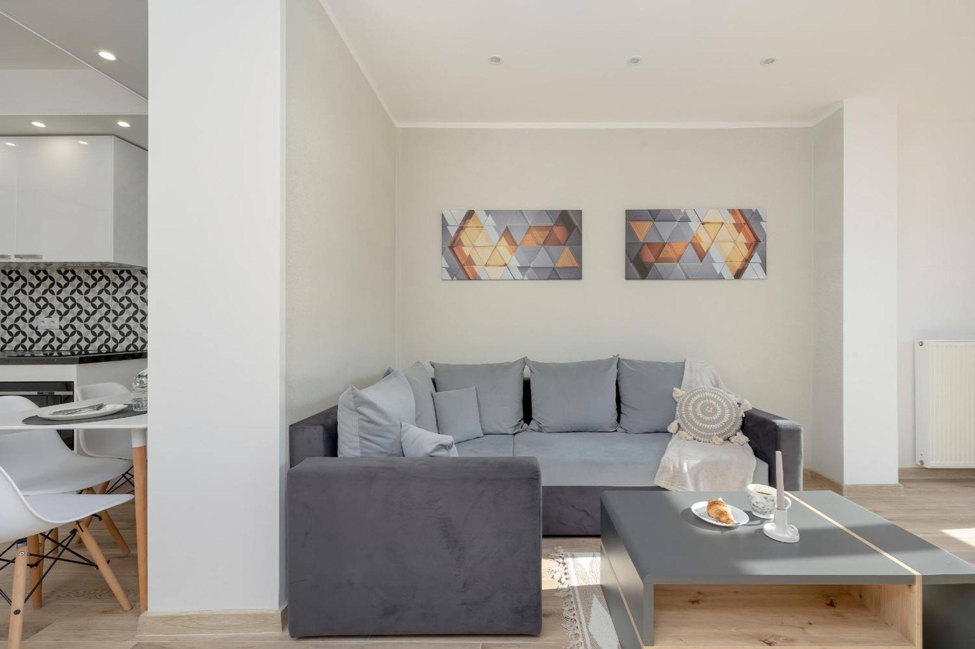 Tarsis In By Rent Like