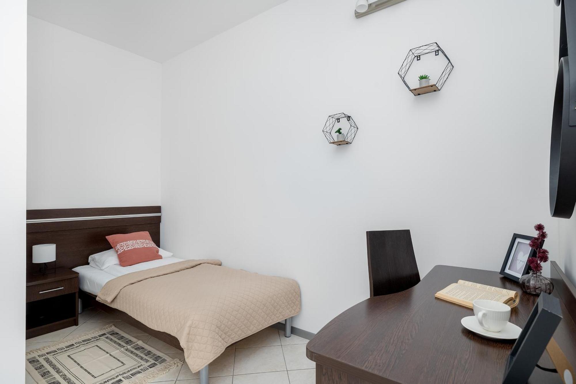 Apartment Tarsis In By Rent Like
